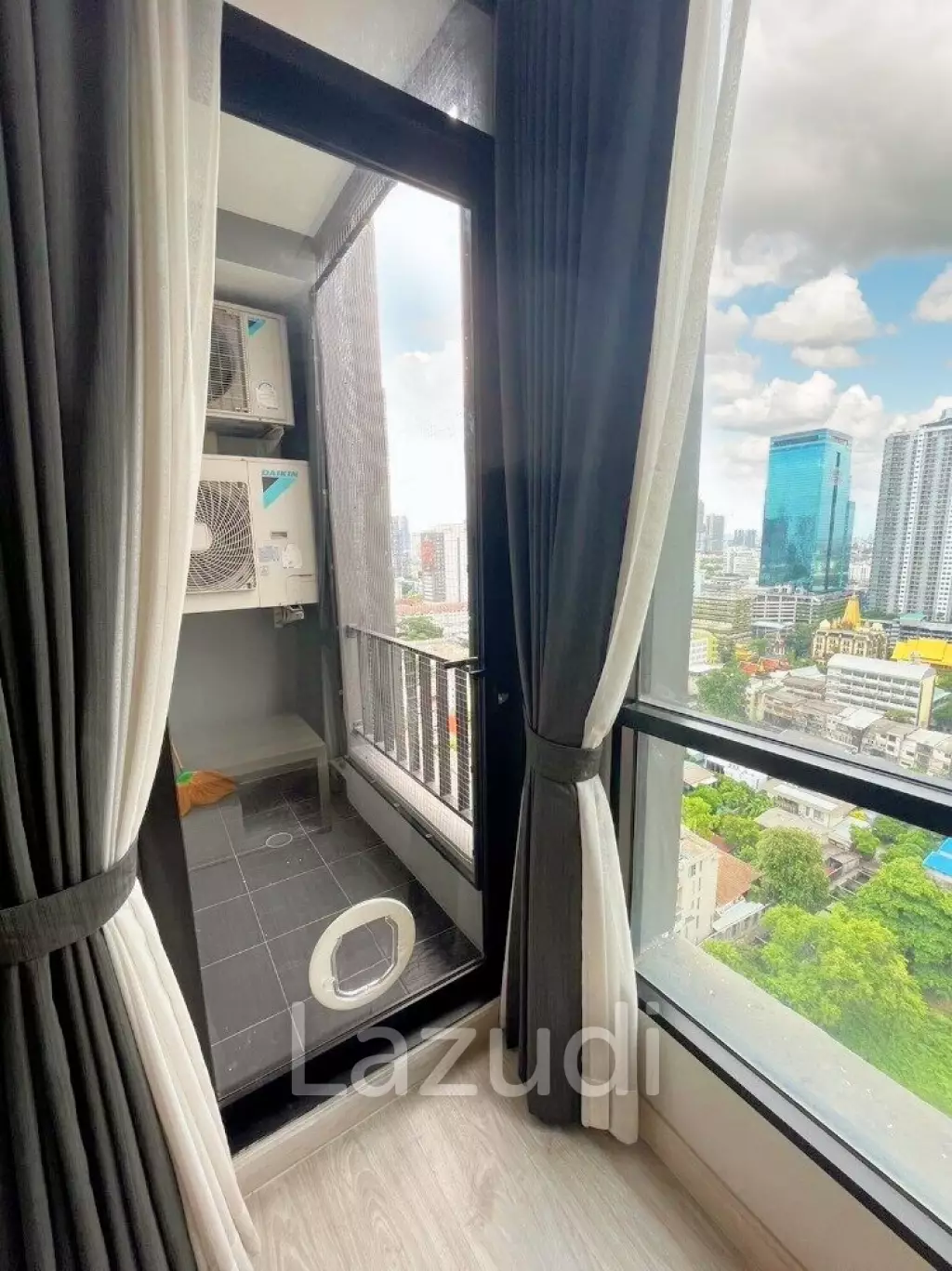 1 Bed 42 SQ.M Movenpick Residences Ekkamai