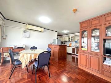 2 Bed 2 Bath 84 SQ.M Saranjai Mansion