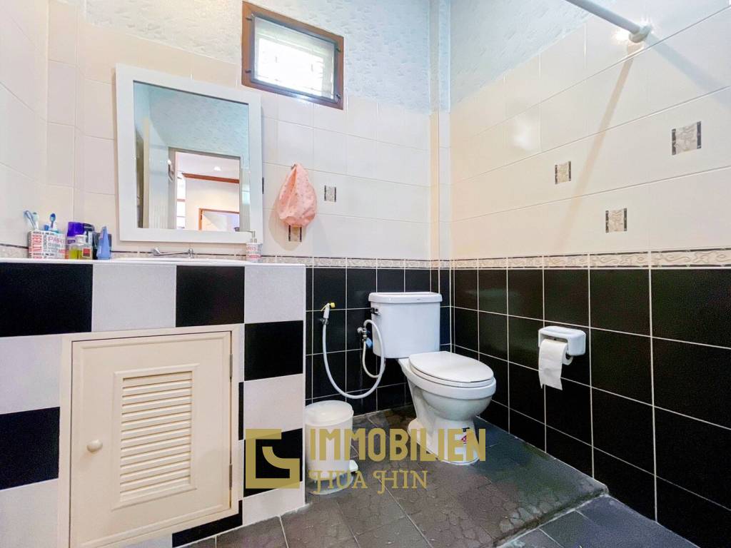 Baan Suk Sabai 1: 2 Schlafzimmer Haus in Stadtnähe