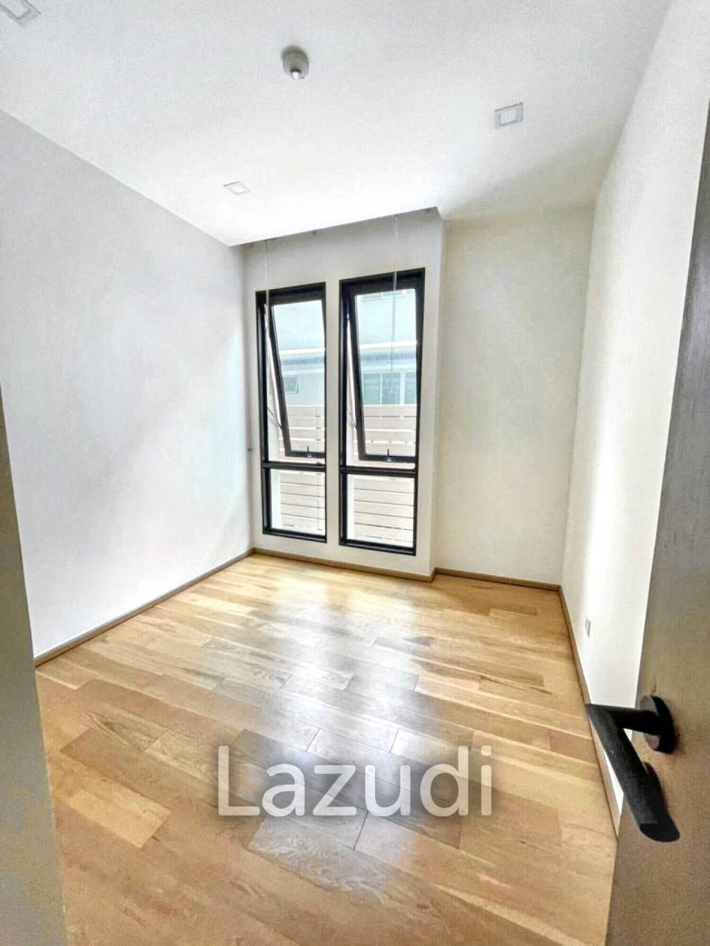 3 Bed 3 Bath 110 SQ.M Mieler Sukhumvit 40