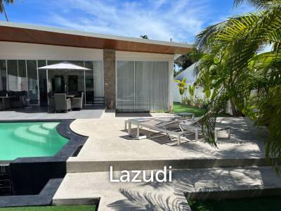 Available from 12/07/25! 3-Bed Pool Villa in Bophut, Nearby Fisherman's Village!