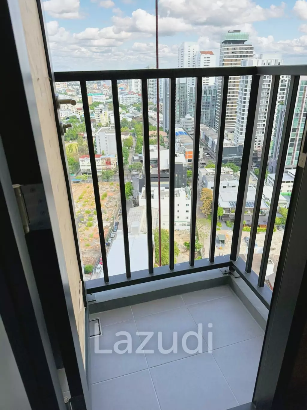 1 Bed 2 Bath 33 SQ.M Park Origin Thonglor
