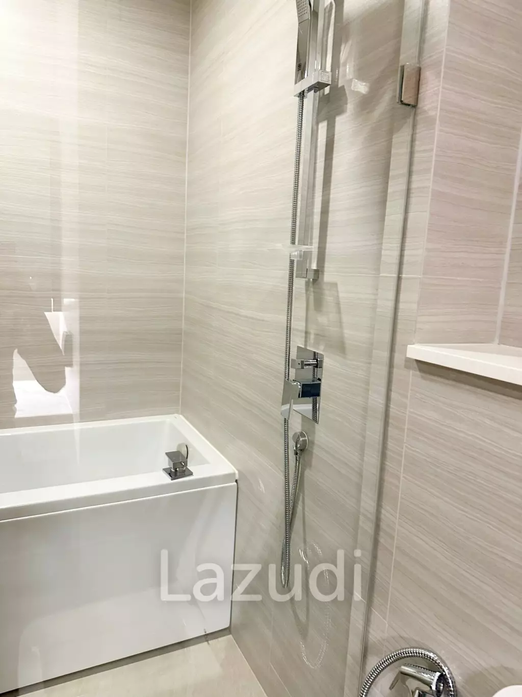 1 Bed 2 Bath 33 SQ.M Park Origin Thonglor