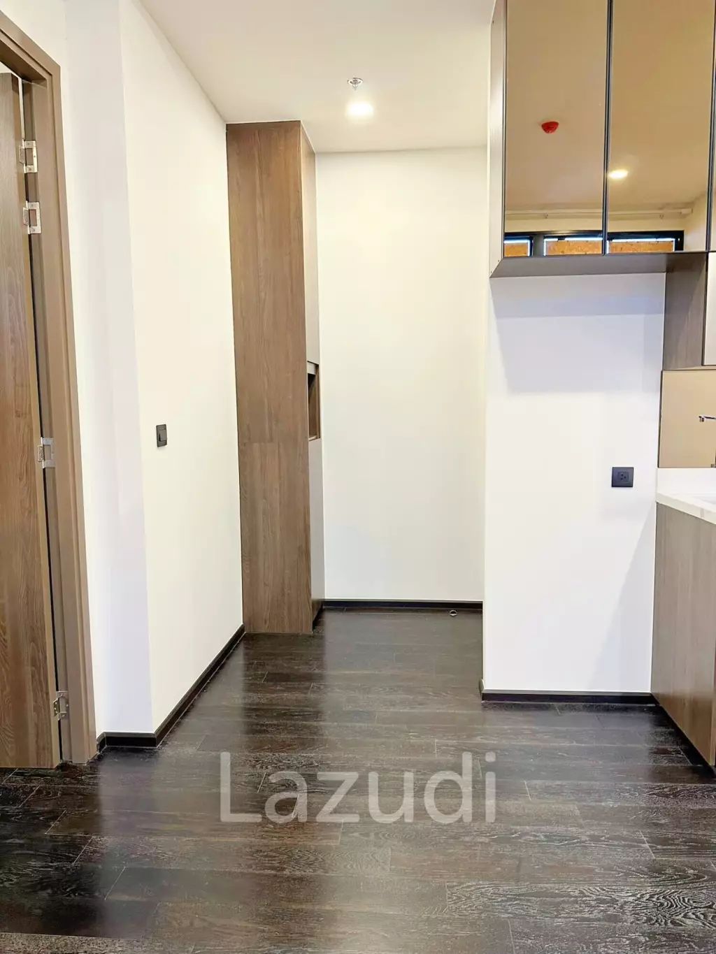 1 Bed 2 Bath 33 SQ.M Park Origin Thonglor