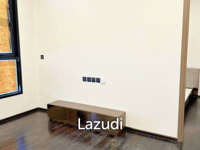 1 Bed 2 Bath 33 SQ.M Park Origin Thonglor
