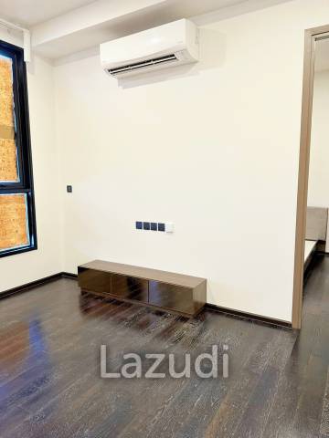 1 Bed 2 Bath 33 SQ.M Park Origin Thonglor
