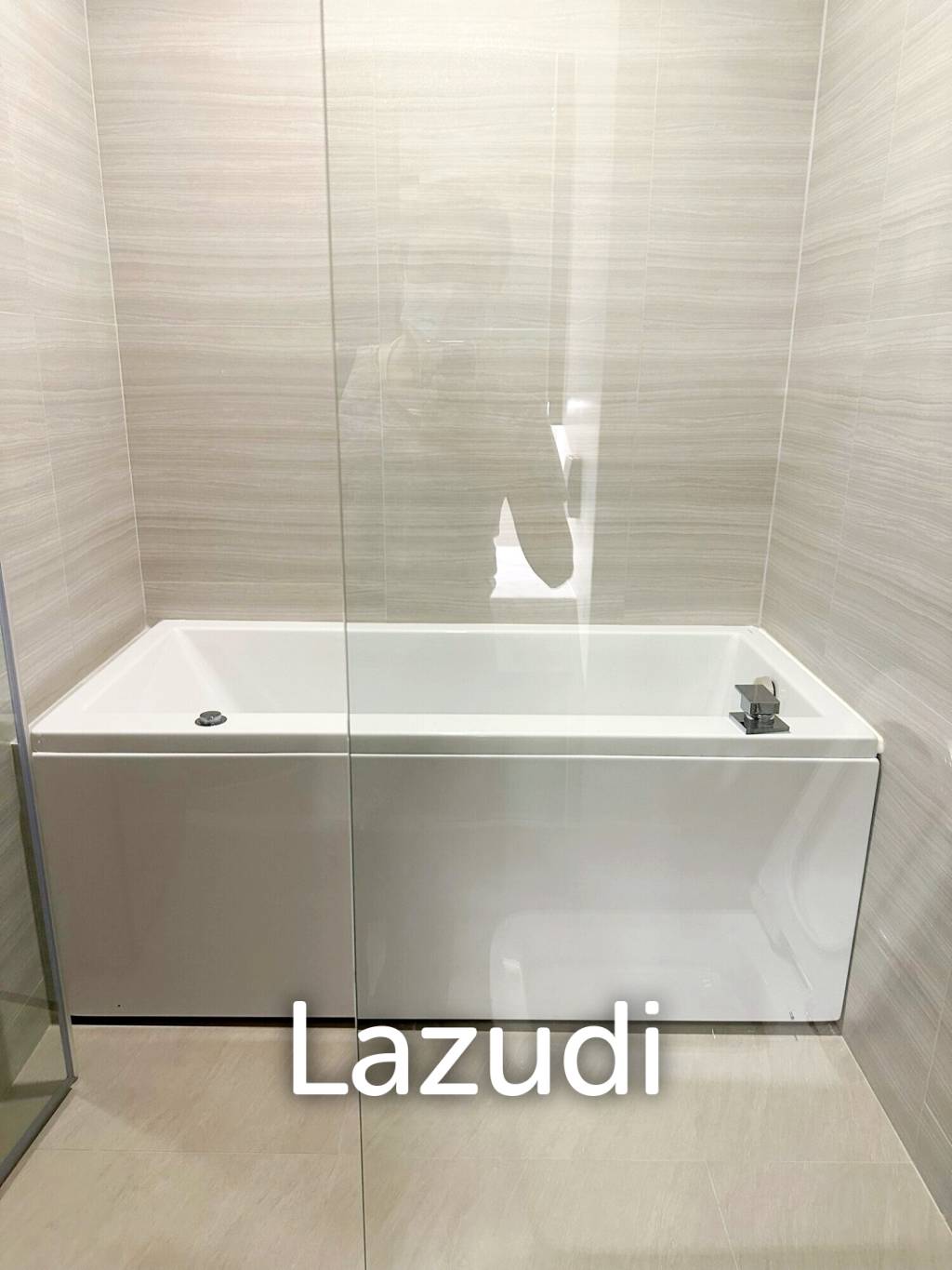1 Bed 2 Bath 33 SQ.M Park Origin Thonglor