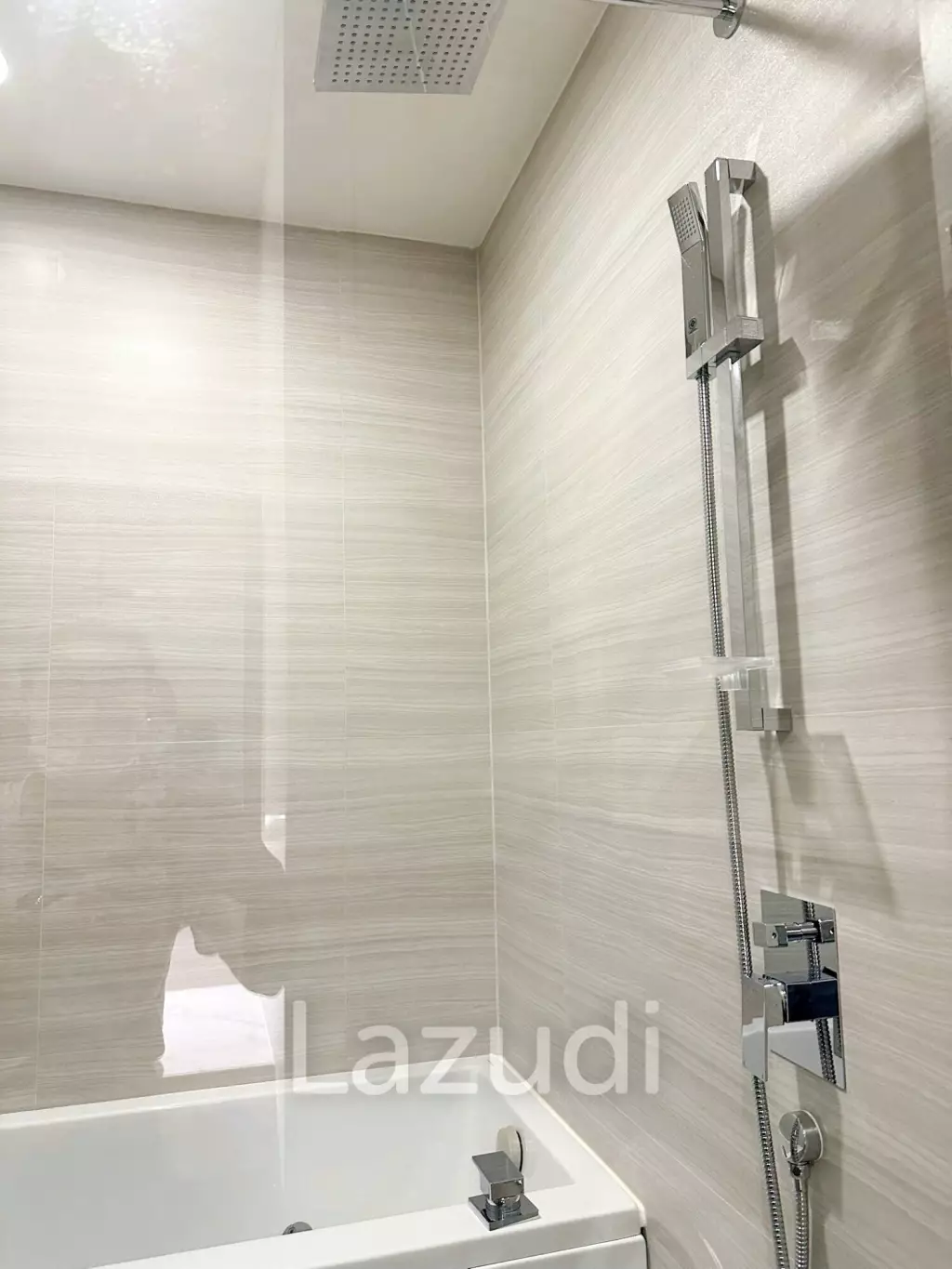 1 Bed 2 Bath 33 SQ.M Park Origin Thonglor