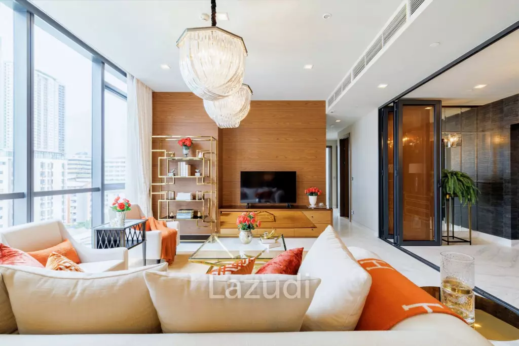 2 Bed 3 Bath 125 SQ.M The Monument Thong Lo