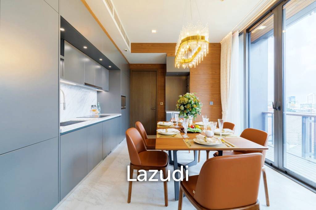 2 Bed 3 Bath 125 SQ.M The Monument Thong Lo