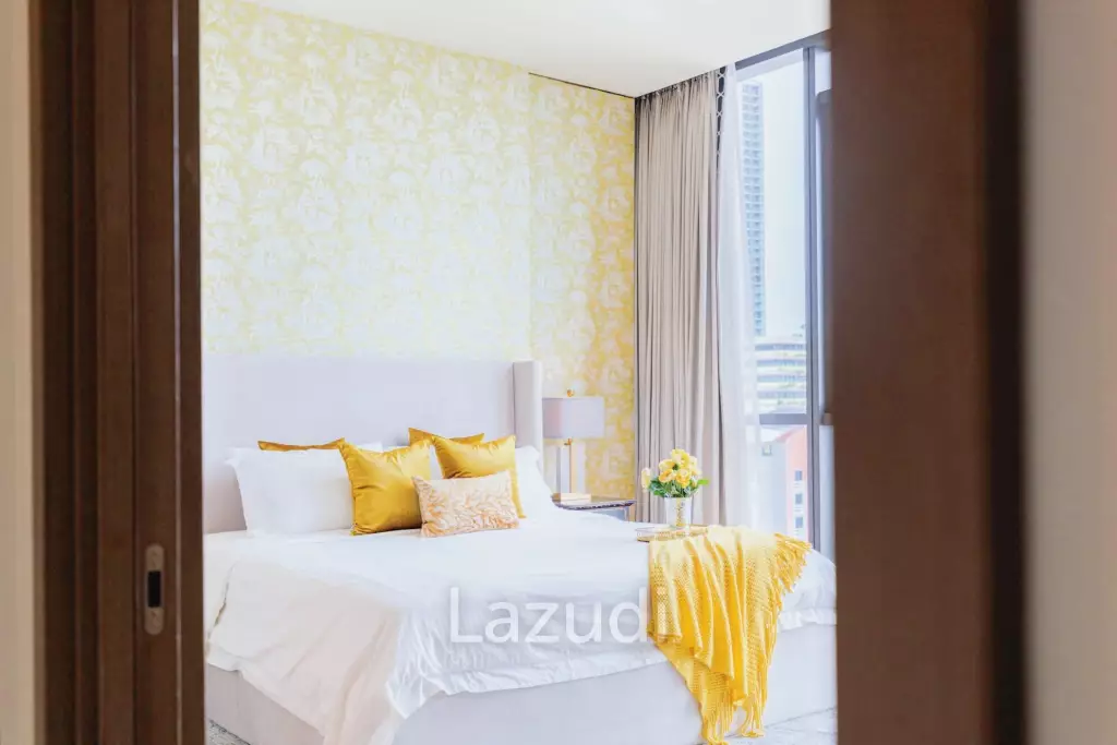 2 Bed 3 Bath 125 SQ.M The Monument Thong Lo