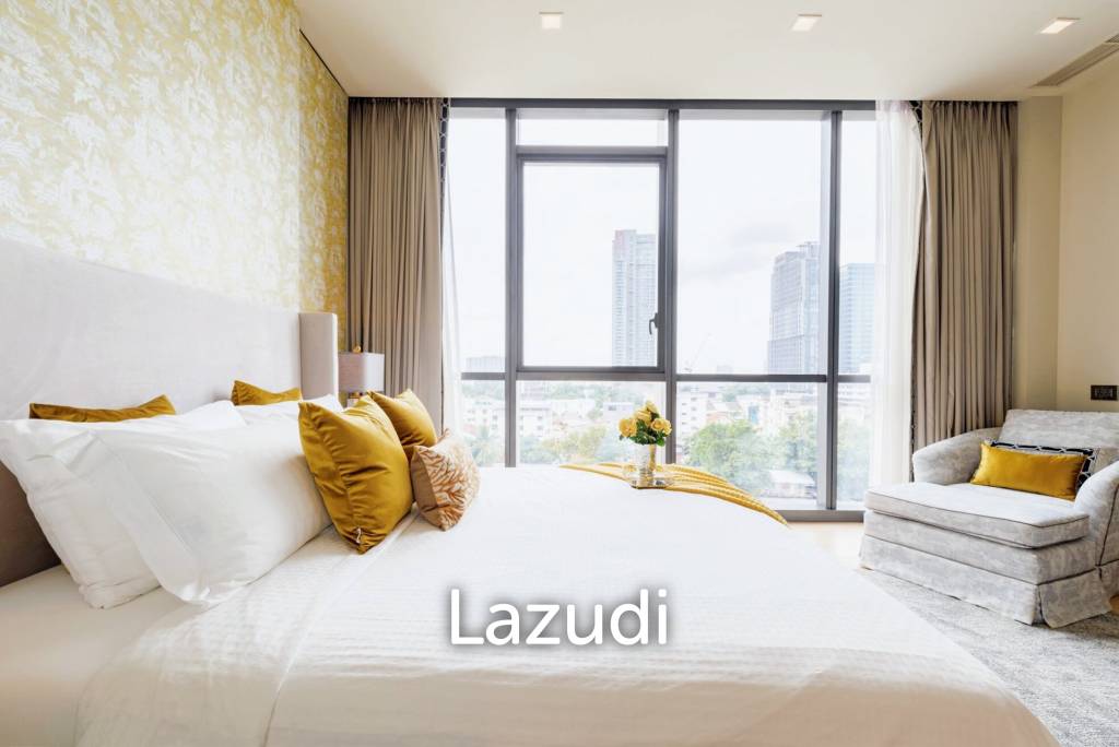 2 Bed 3 Bath 125 SQ.M The Monument Thong Lo