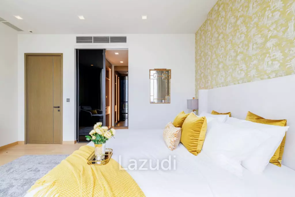 2 Bed 3 Bath 125 SQ.M The Monument Thong Lo
