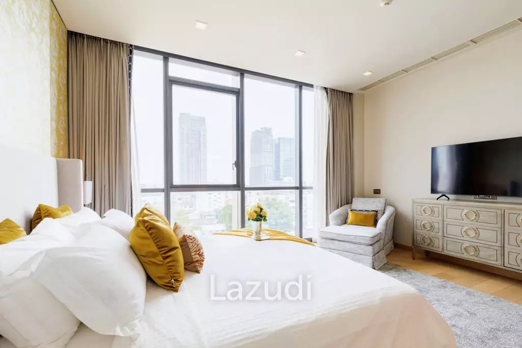 2 Bed 3 Bath 125 SQ.M The Monument Thong Lo