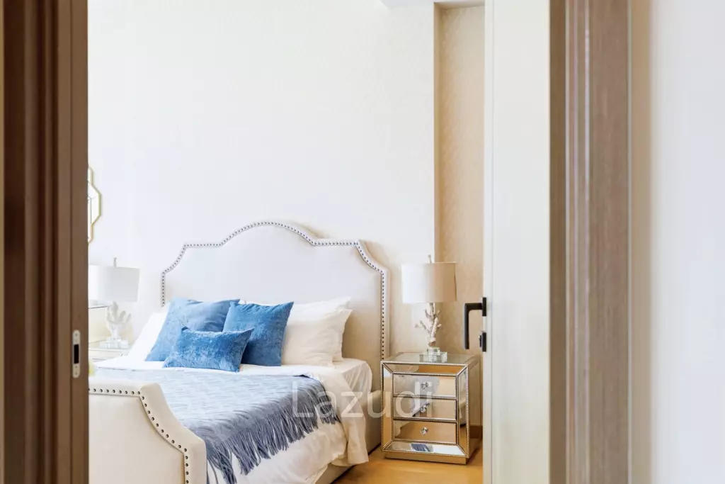 2 Bed 3 Bath 125 SQ.M The Monument Thong Lo