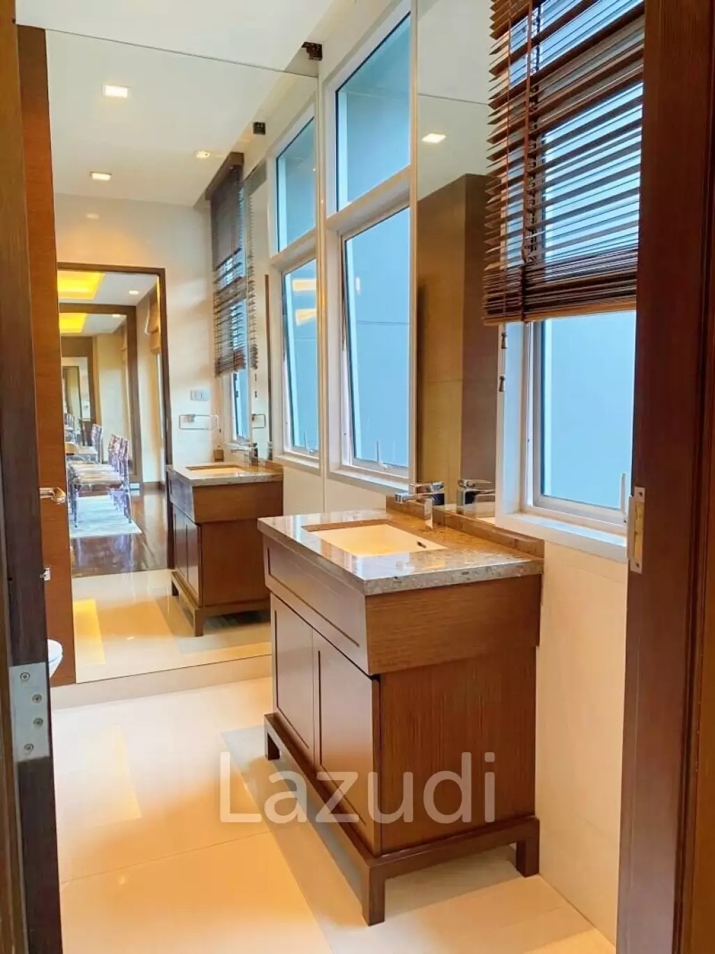 2 Bed 4 Bath 240 SQ.M at L6 Residence