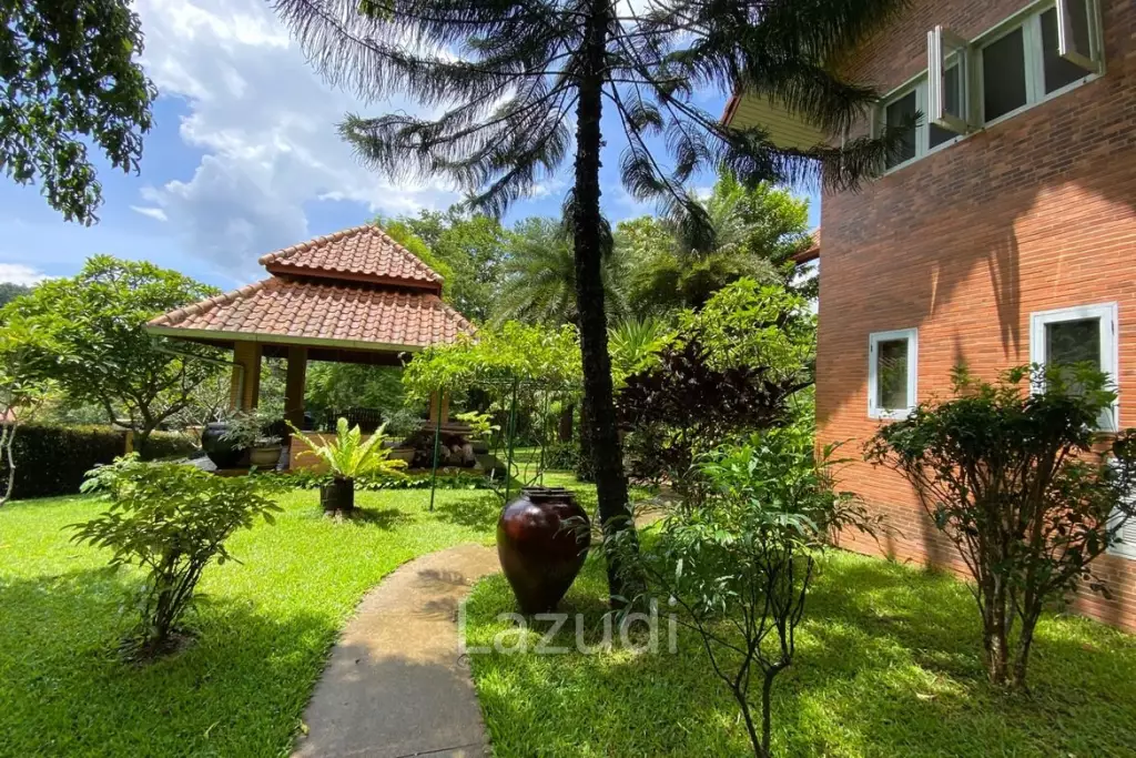 2 Bed 350 SQ.M Quiet County House in the nature