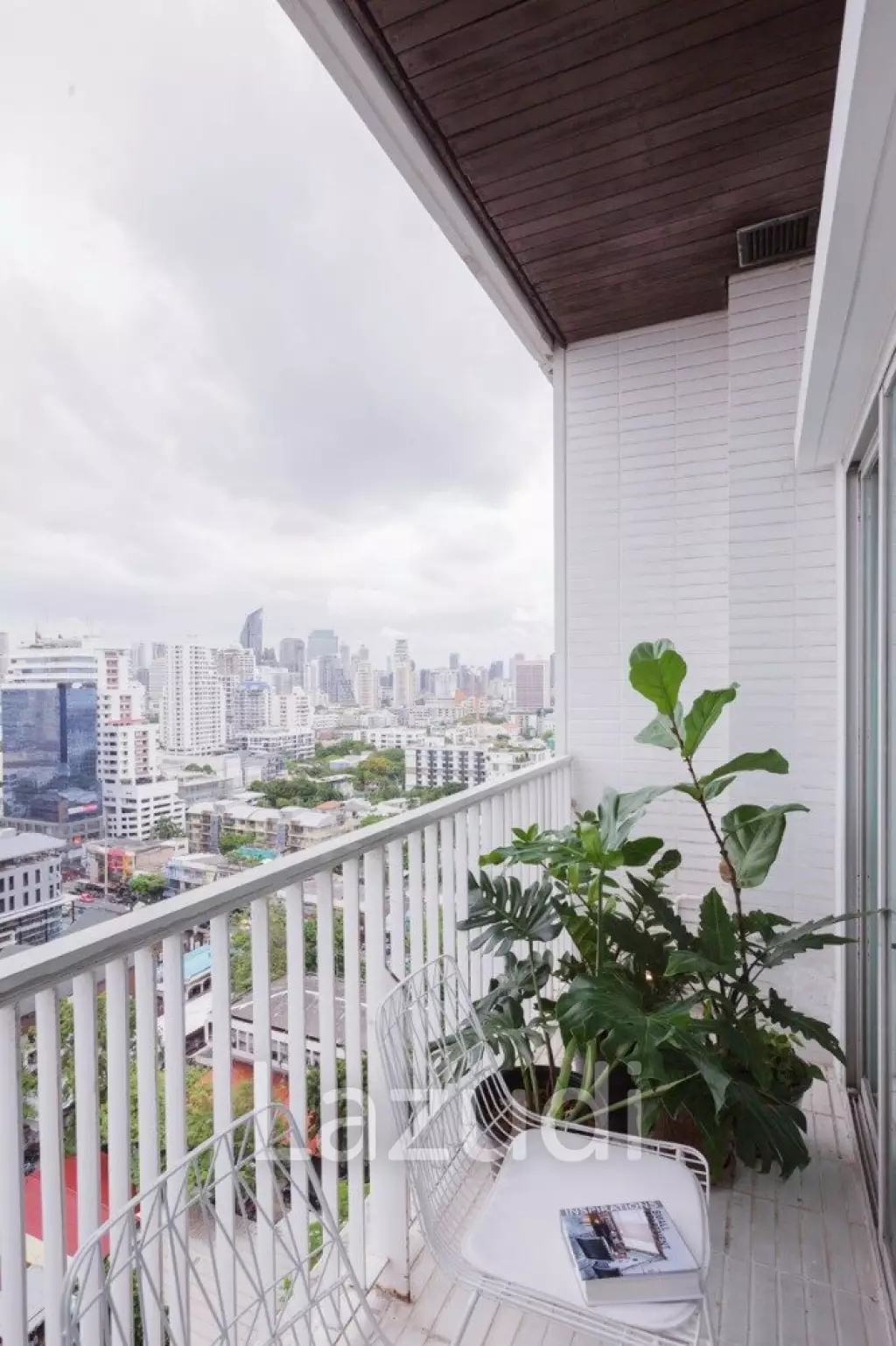 1 Bedroom 1 Bathroom 79 SQ.M Noble Ora