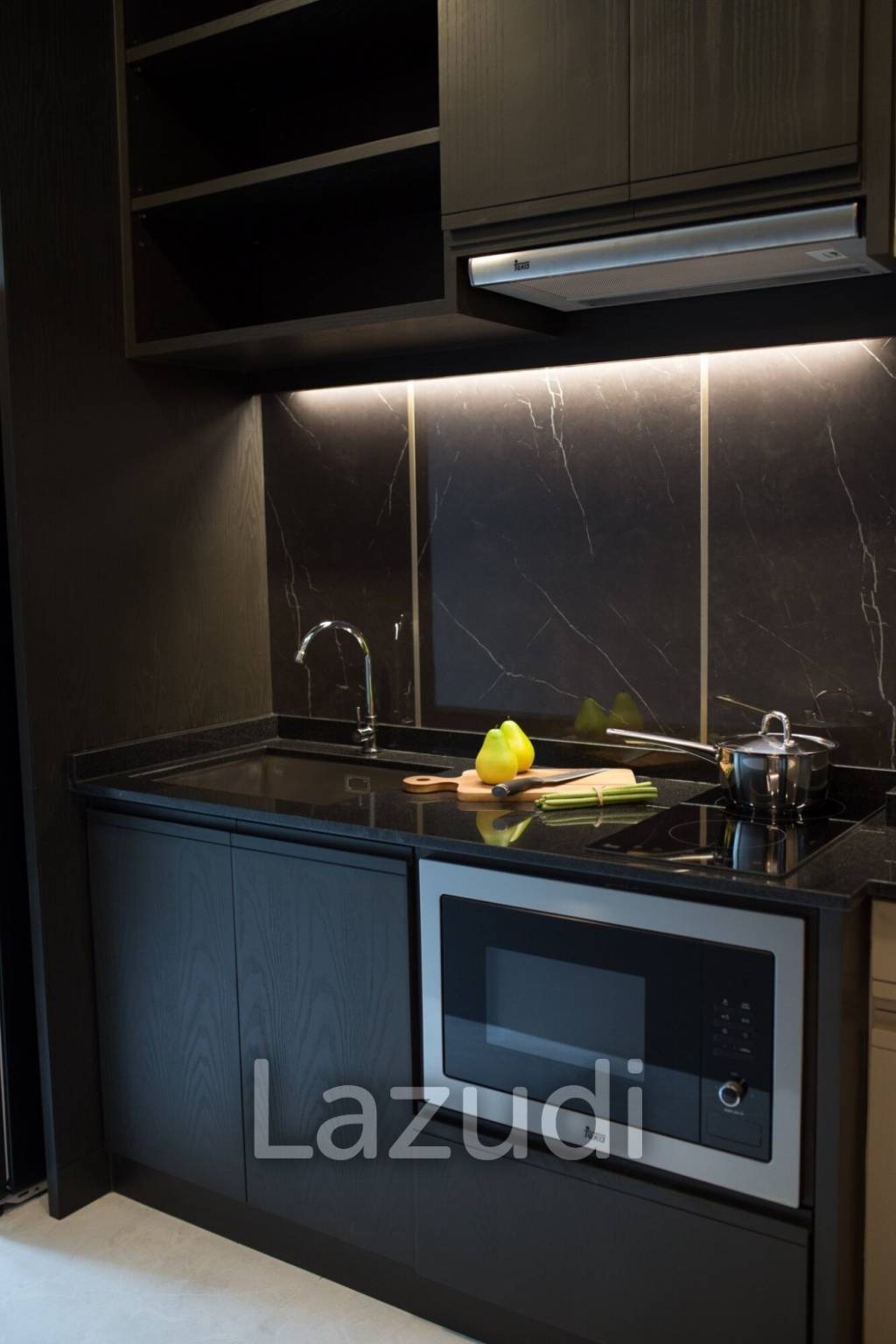 2 Bed 2 Bath 85.57 SQ.M The Erawan Condo