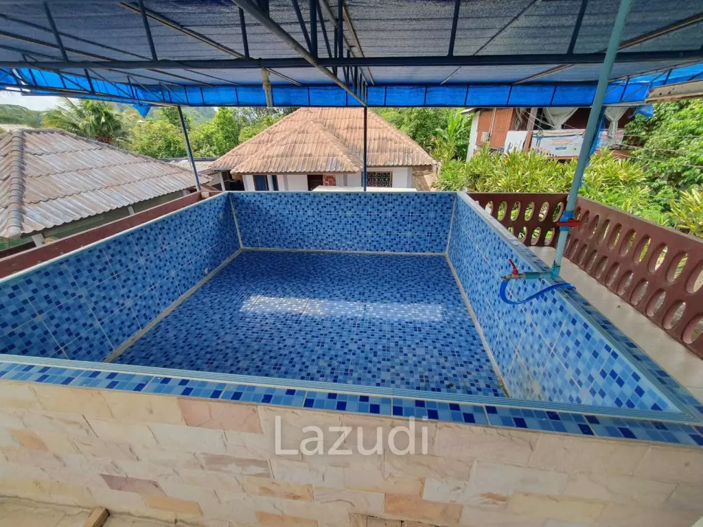 5 Bed 230 SQ.M Property with Several Houses