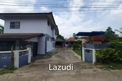 บ้านให้เช่า 2 หลัง 5 ห้องนอนในพื้นที่กว่า 3 งาน
