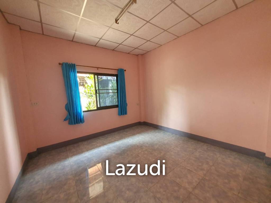 5 Bed 230 SQ.M Property with Several Houses