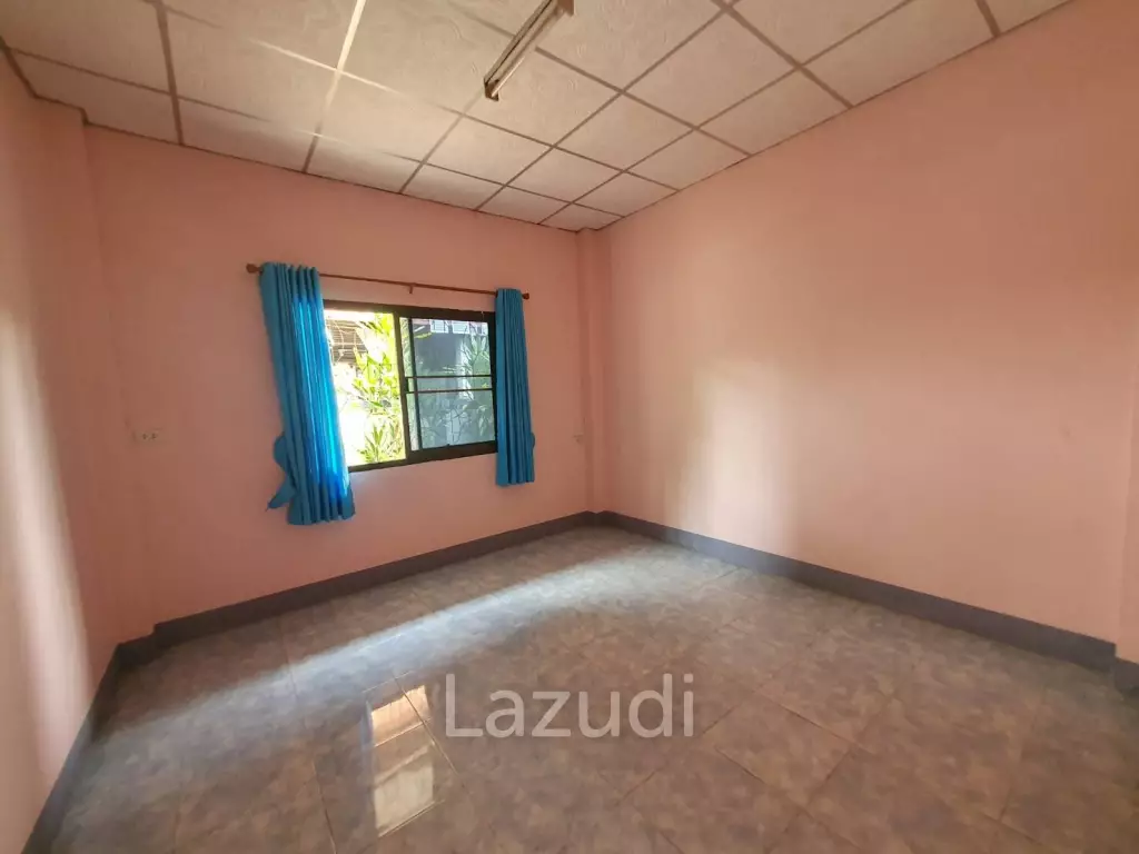 5 Bed 230 SQ.M Property with Several Houses