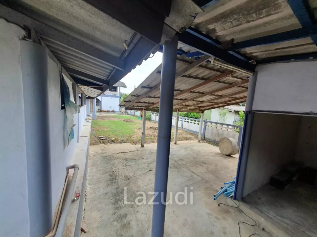 5 Bed 230 SQ.M Property with Several Houses