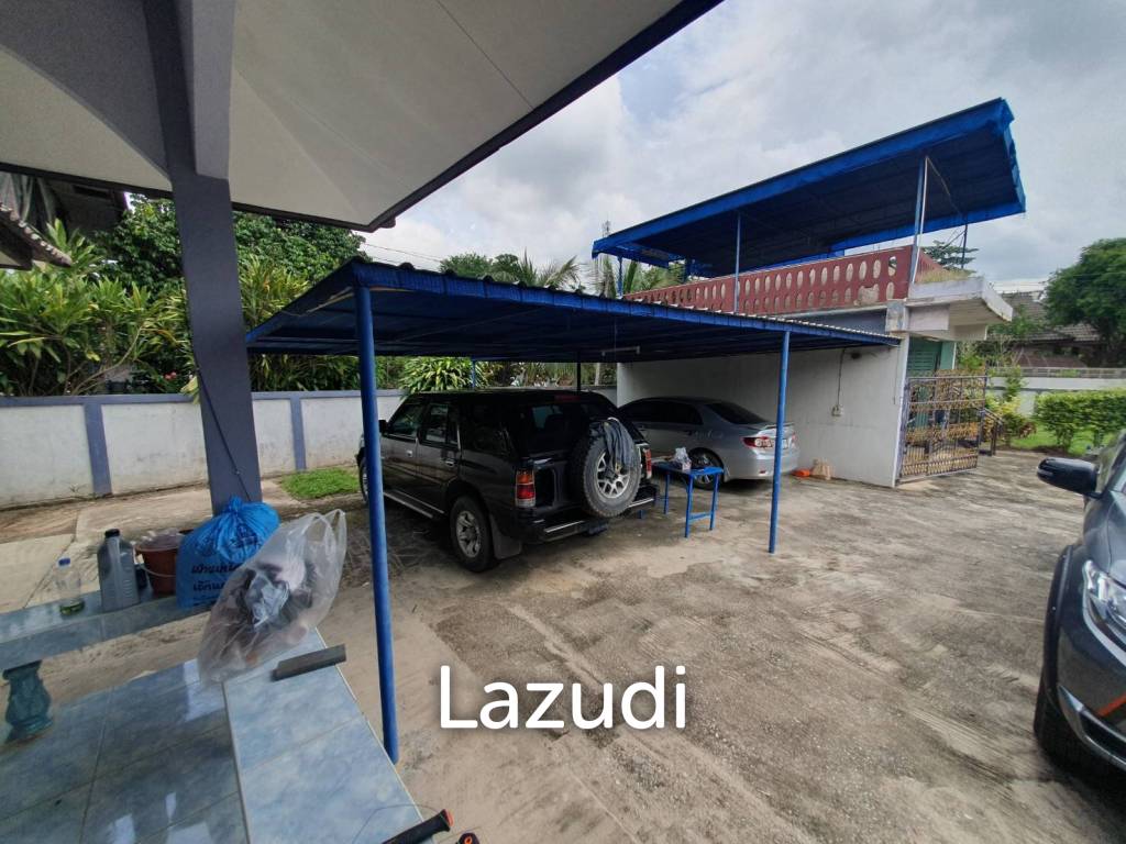 5 Bed 230 SQ.M Property with Several Houses