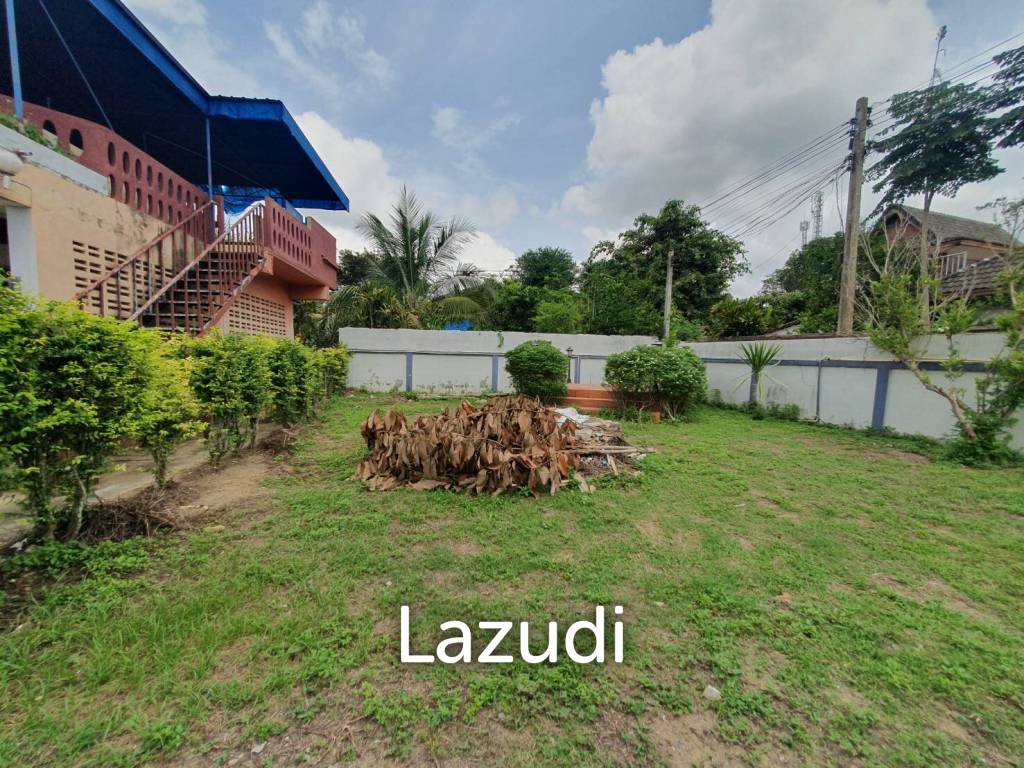 5 Bed 230 SQ.M Property with Several Houses