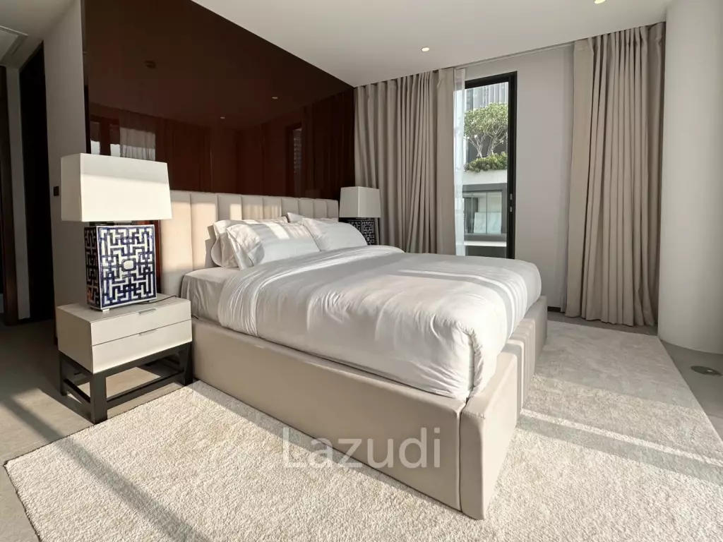 3 Bed 249.93 SQ.M La Citta Delre Thonglor 16