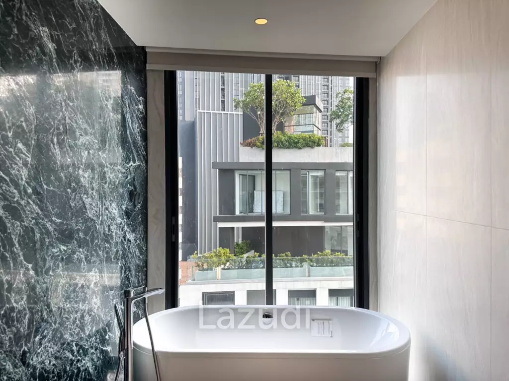3 Bed 249.93 SQ.M La Citta Delre Thonglor 16