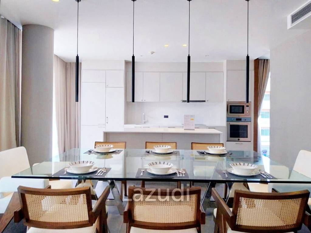 3 Bed 3 Bath 249.93 SQ.M La Citta Delre Thonglor 16