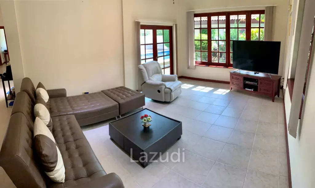 Orchid Palm Homes 2 : 4 Bedroom Pool Villa On Soi 102