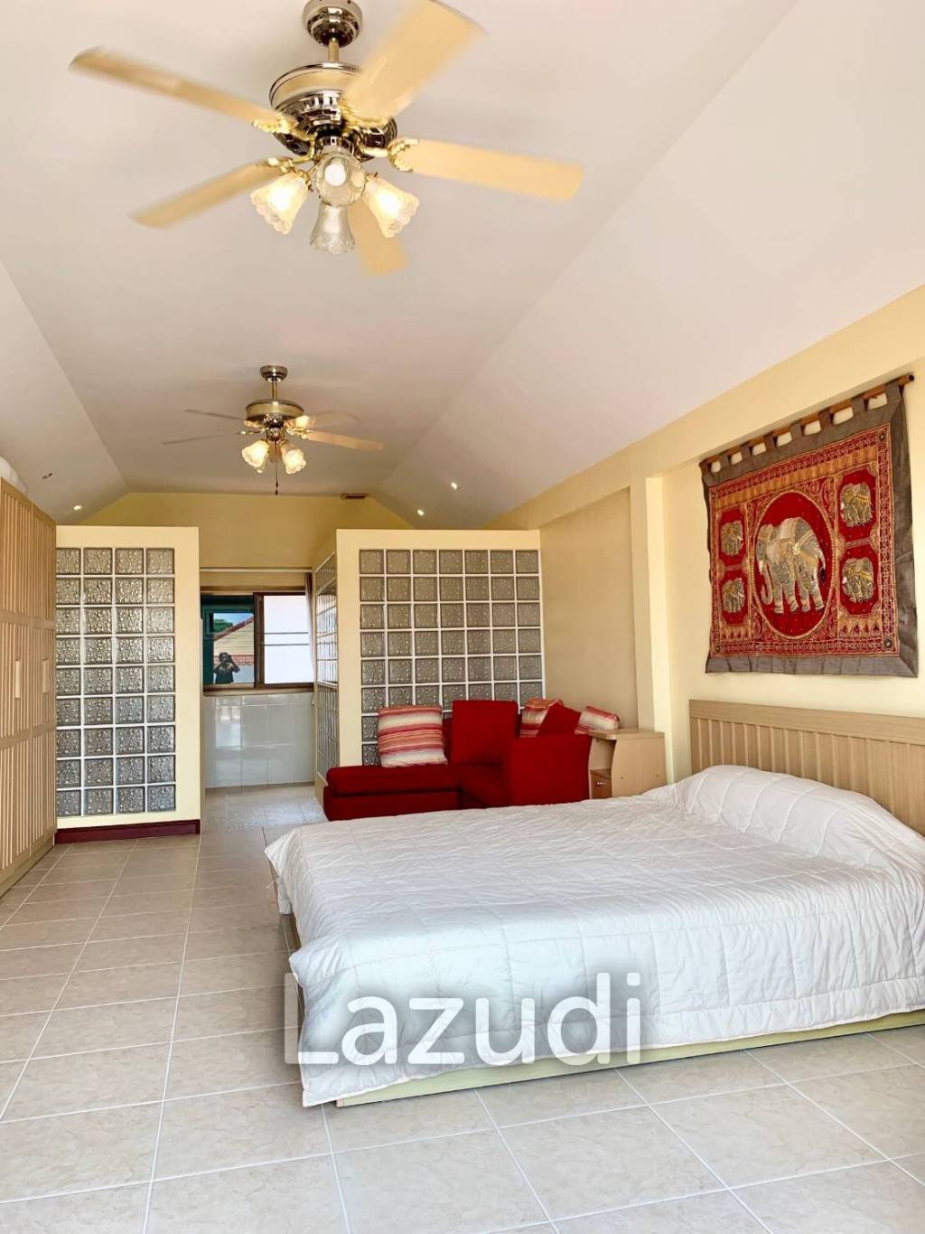 Orchid Palm Homes 2 : 4 Bedroom Pool Villa On Soi 102