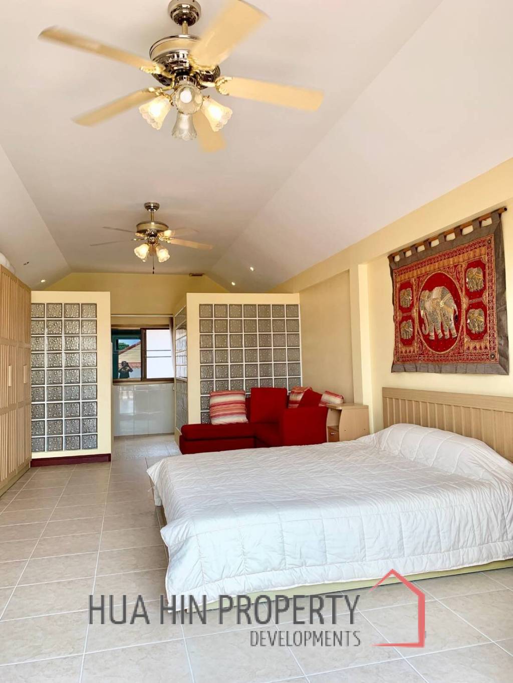 Orchid Palm Homes 2 : 4 Bedroom Pool Villa On Soi 102