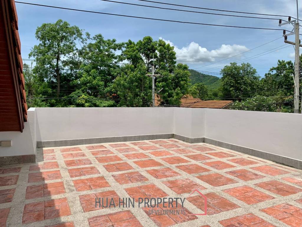 Orchid Palm Homes 2 : 4 Bedroom Pool Villa On Soi 102