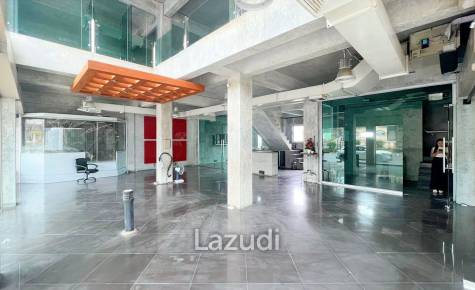 This is a three- storey building four-story property offering a distinct separation for tenants
