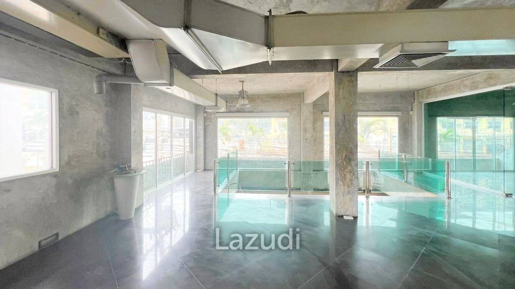 This is a three- storey building four-story property offering a distinct separation for tenants