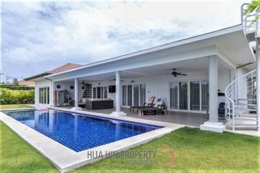 Mali Residence : 3 Bedroom Pool Villa With Amazing Sunset View