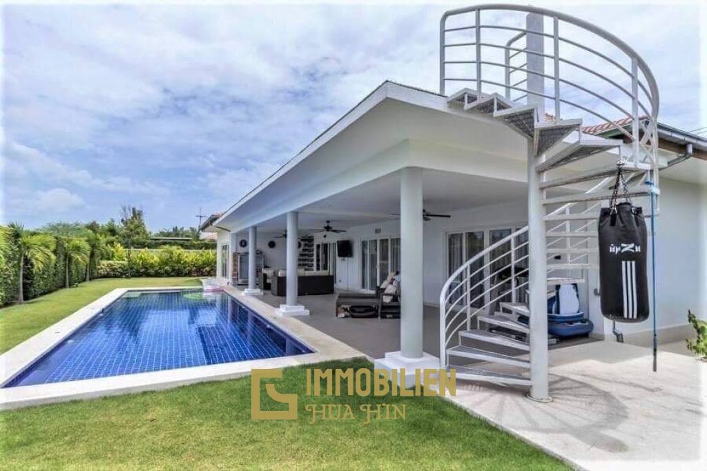 Mali Residence: 3 Schlafzimmer Pool Villa mit atemberaubendem Blick auf den Sonnenuntergang
