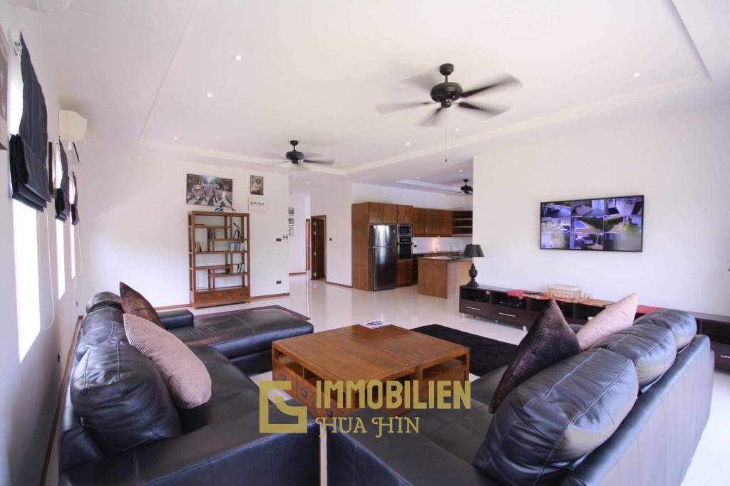 Mali Residence: 3 Schlafzimmer Pool Villa mit atemberaubendem Blick auf den Sonnenuntergang