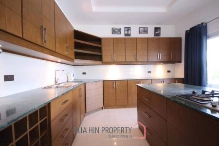 Mali Residence : 3 Bedroom Pool Villa With Amazing Sunset View