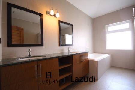 Mali Residence : 3 Bedroom Pool Villa With Amazing Sunset View