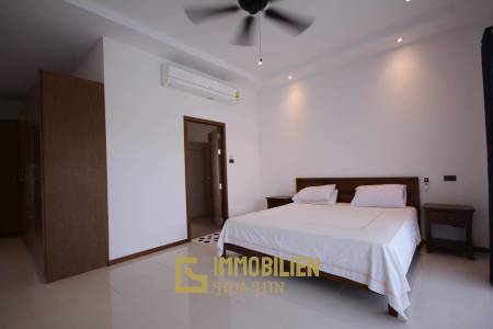 Mali Residence: 3 Schlafzimmer Pool Villa mit atemberaubendem Blick auf den Sonnenuntergang