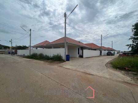 Charming Single-storey  Villa : 2 bed Nestled in the serene area