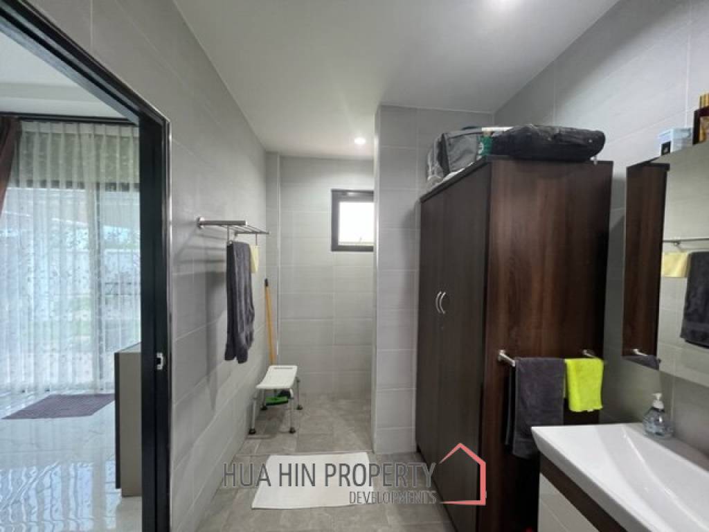 Charming Single-storey  Villa : 2 bed Nestled in the serene area