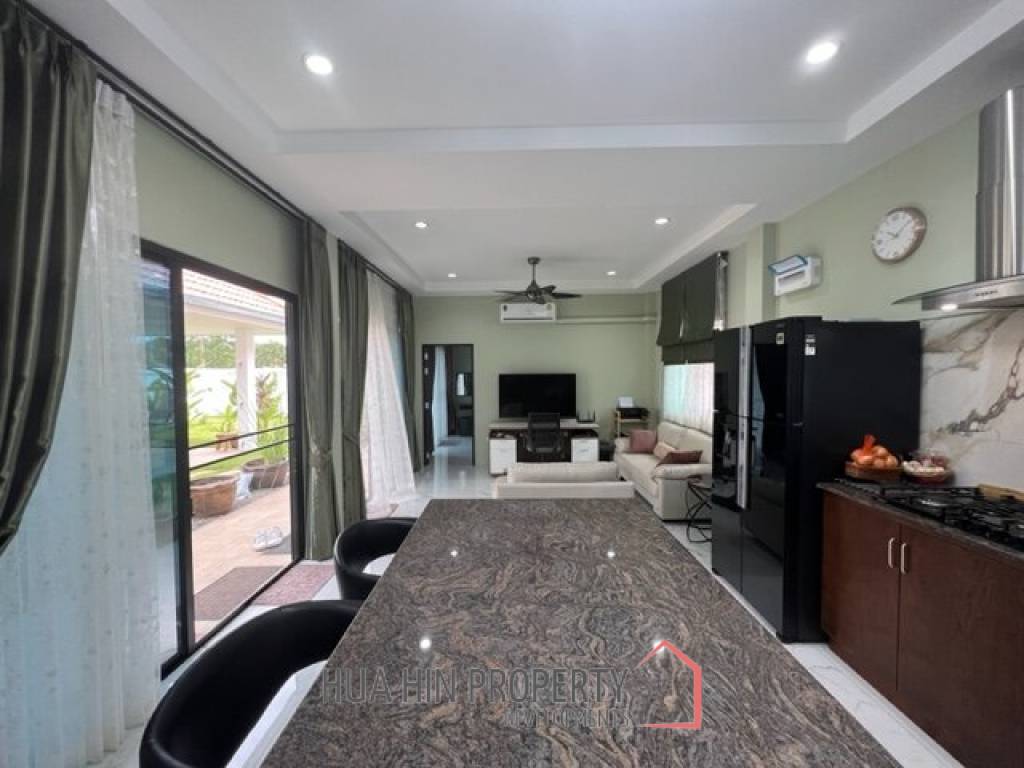 Charming Single-storey  Villa : 2 bed Nestled in the serene area
