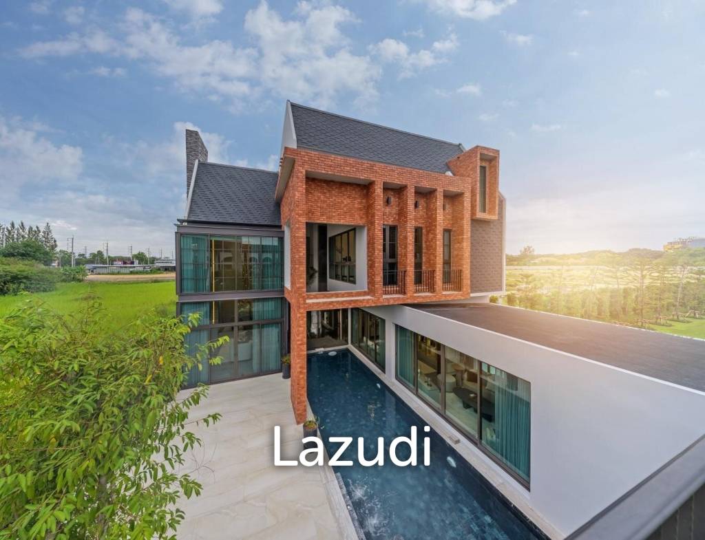 5 Bed 6 Bath 452.8 SQ.M The Britt Chiangmai