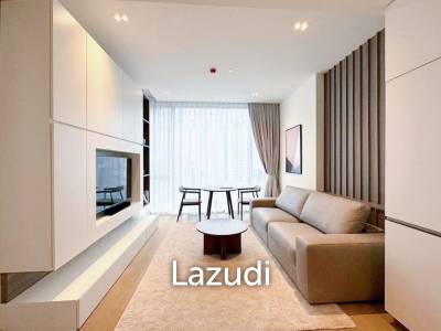 1 Bed 1 Bath 53 SQ.M The Strand Thonglor
